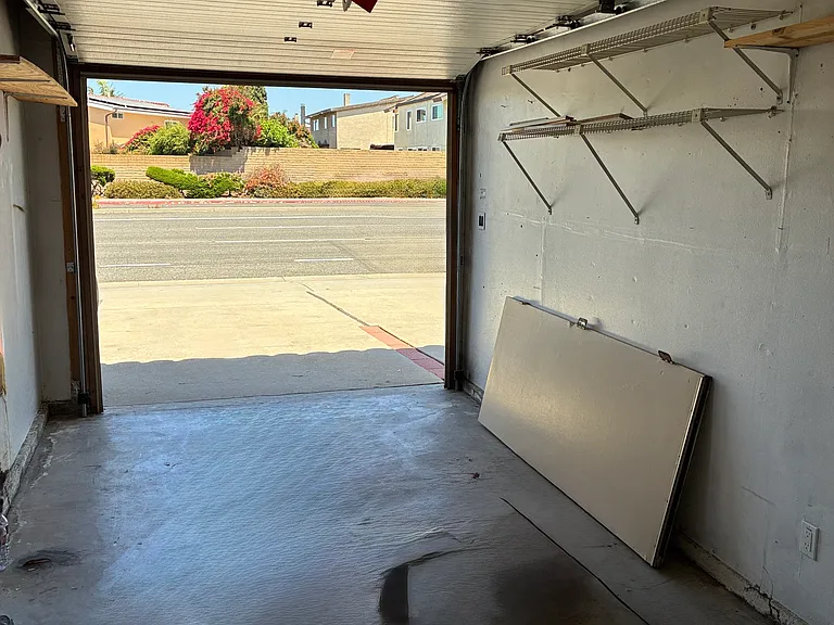 16701 Bolsa Chica St #B — Photo 21
