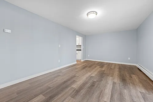 130 Silver Ln Photo 1
