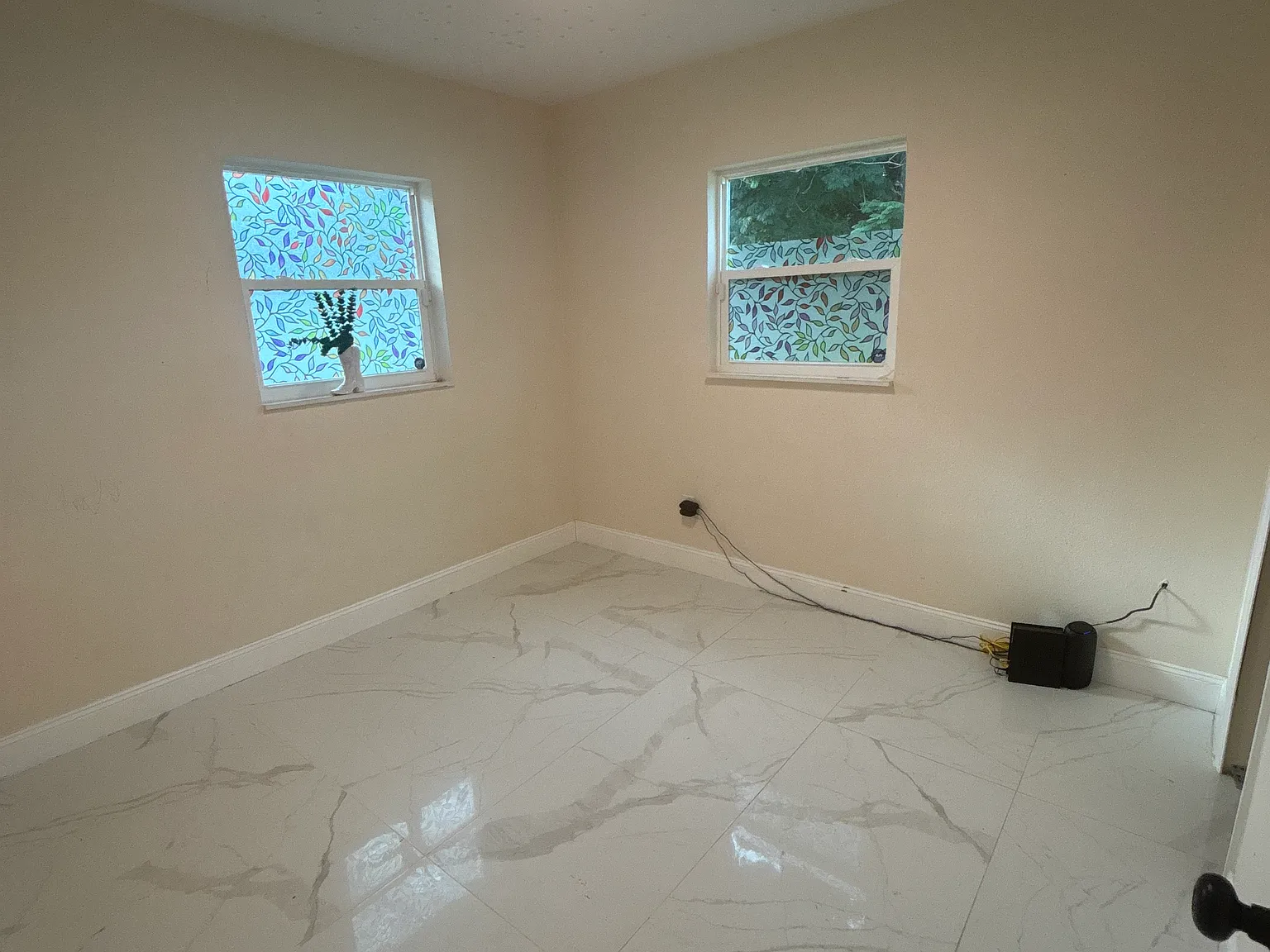 4 bed, 986 sqft, $600 — Photo 4