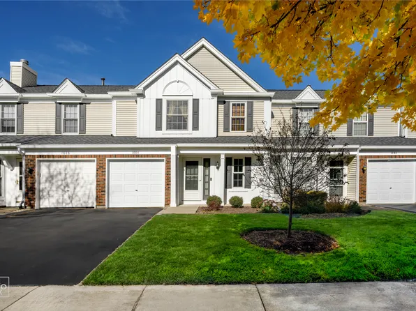 1884 Hastings Ave, Downers Grove, IL 60516