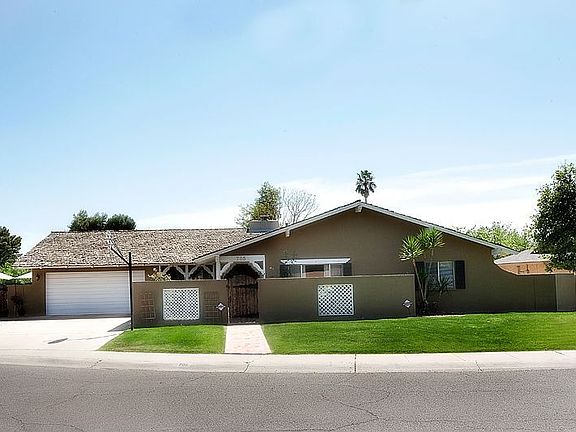 2nd image of 705 E Kaler Dr