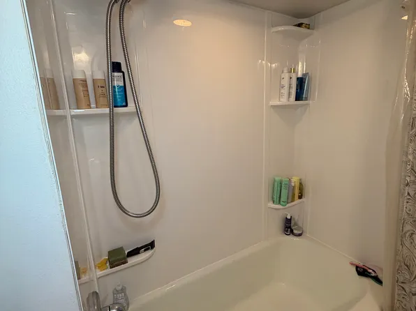 6 Kendall Ave APT 2, Pittsburgh, PA 15202