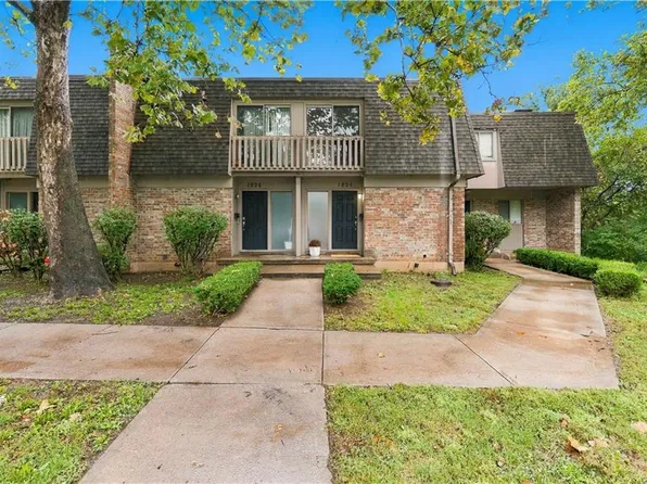 1824 E 97th St, Kansas City, MO 64131