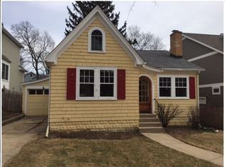 4821 Bryan Pl, Downers Grove, IL 60515