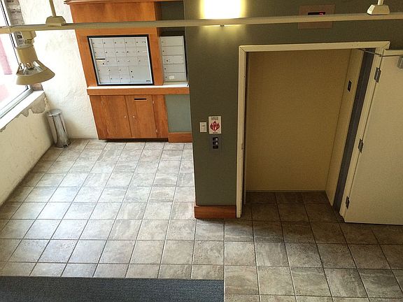 3rd image of 507 E Locust St Unit 309