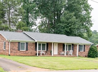 415 Blessing Dr, Dobson, NC 27017
