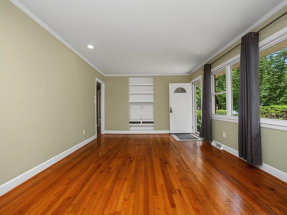 5th image of 503 N Carr St