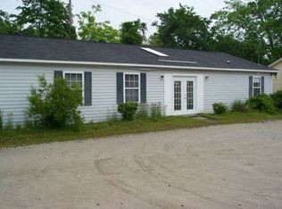 133 Chatham St, Newport, NC 28570