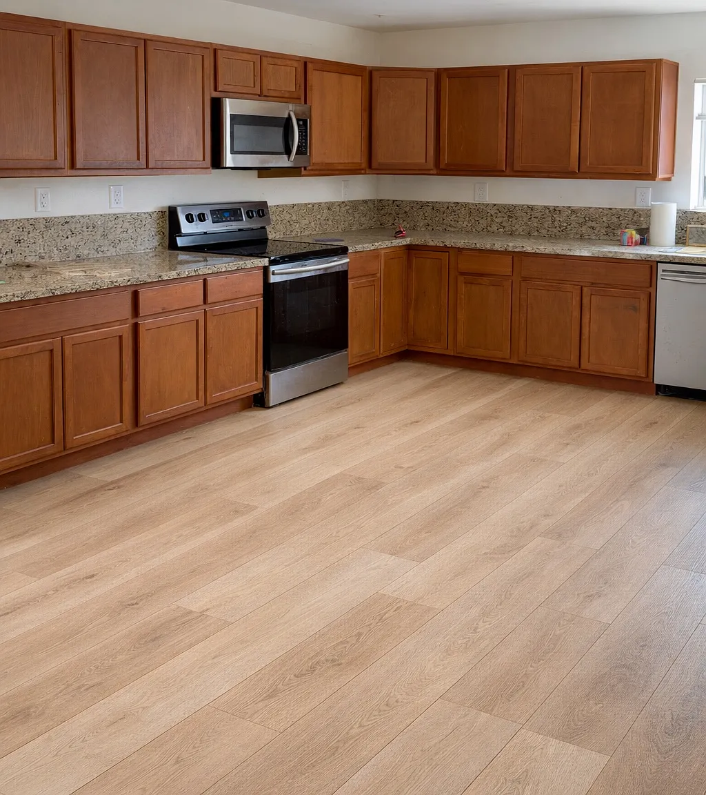 3 bed, 1400 sqft, $3,999 — Photo 3