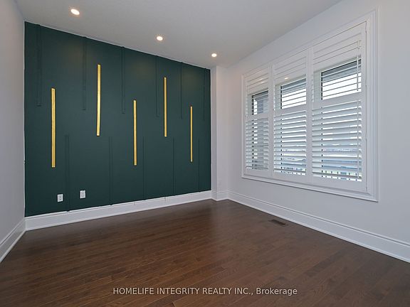4th image of 1144 Wickham Rd