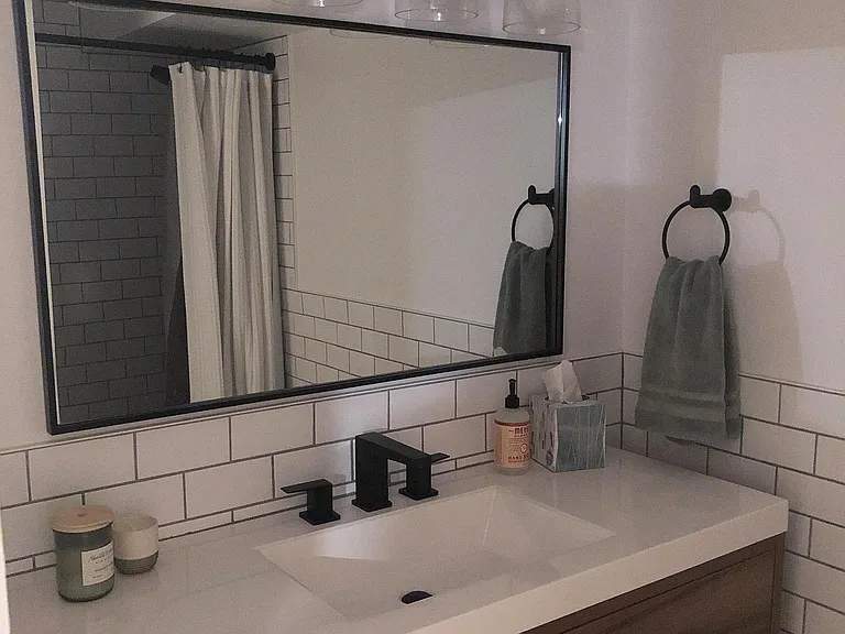 guest bathroom, recently remodeled