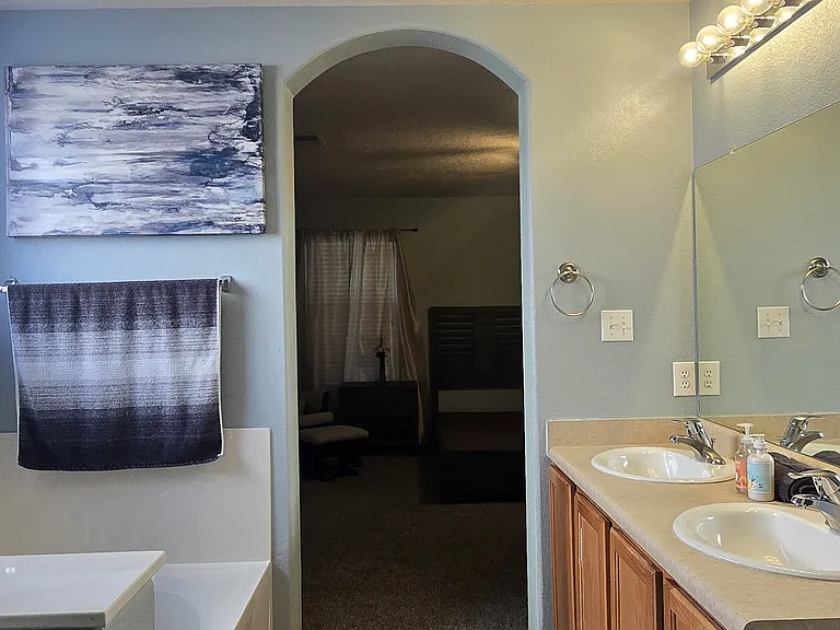 999 Gilmer Way — Photo 10