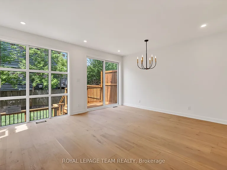 608 Tweedsmuir Ave #A — Photo 10
