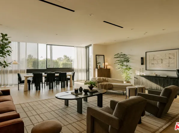 702 N Doheny Dr #302, West Hollywood, CA 90069