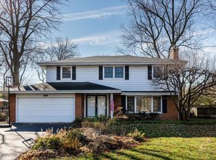 1407 Sequoia Trl, Glenview, IL 60025