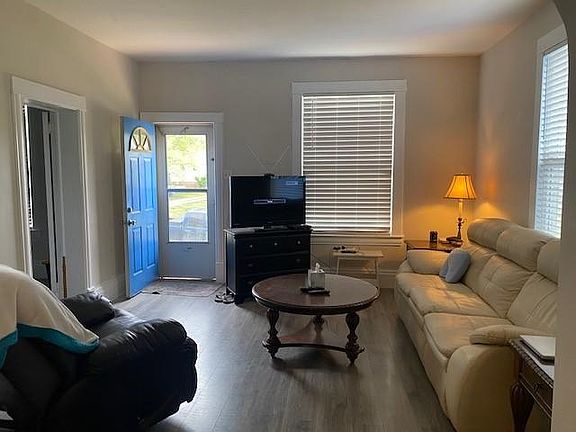 2nd image of 203 Marion Ave