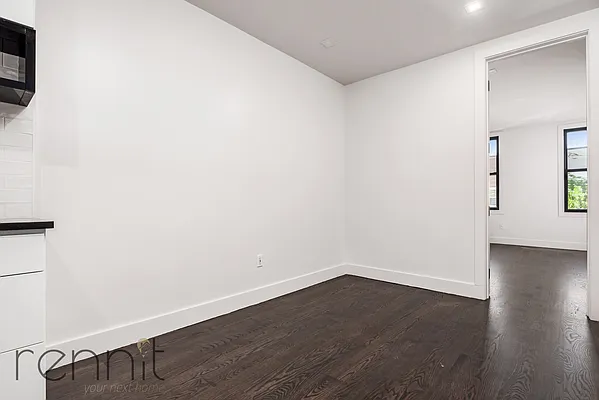 Rented by Rennit Inc. | media 12