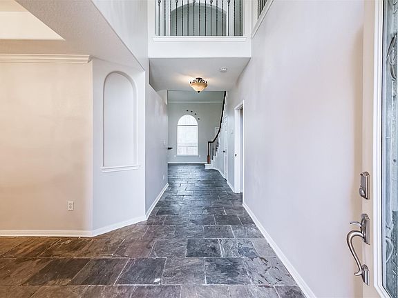 4th image of 14711 Marklena Dr