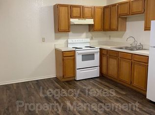 1106 Williams Ave APT E, Cleburne, TX 76033