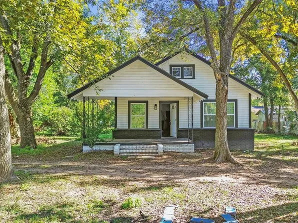 806 N 6th Street, Crockett, TX 75835