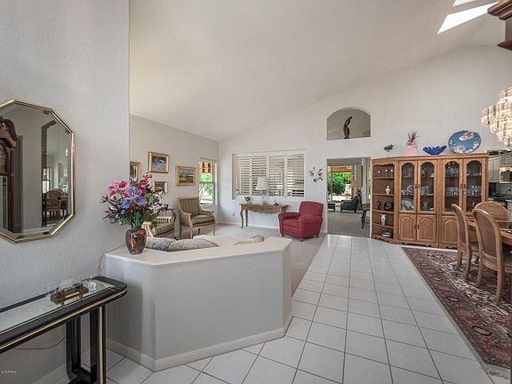 5th image of 26602 S Lakewood Dr
