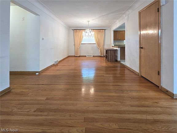 5th image of 5659 Pinnacle Park Dr