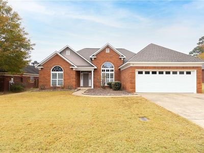 32 Pebble Ct, Smiths Station, AL, 36877