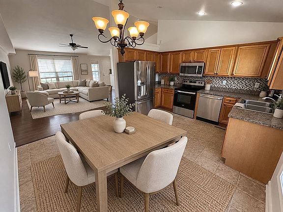 2nd image of 324 Silverton Way
