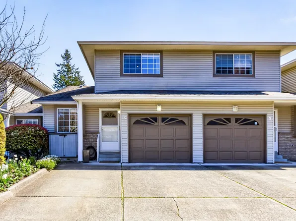 19270 119th Ave #8, Pitt Meadows, BC V3Y 2J8