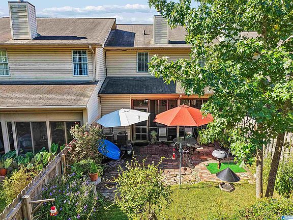 4th image of 633 Parkside Cir