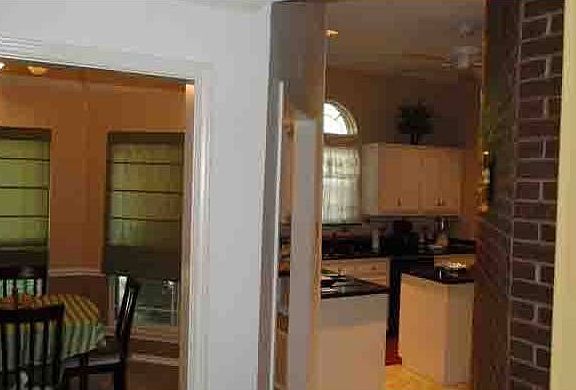 Kitchen & Breakfast Room