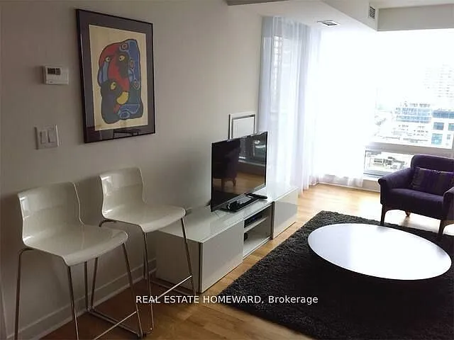 1 bed, $2,400 — Photo 4