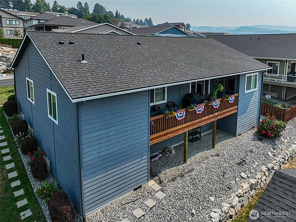 2nd image of 606 Havenwood Drive