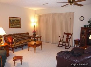 1901 Jeanette Ln, Springfield, IL 62702