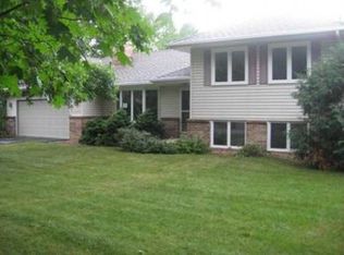5020 139th St W, Savage, MN 55378