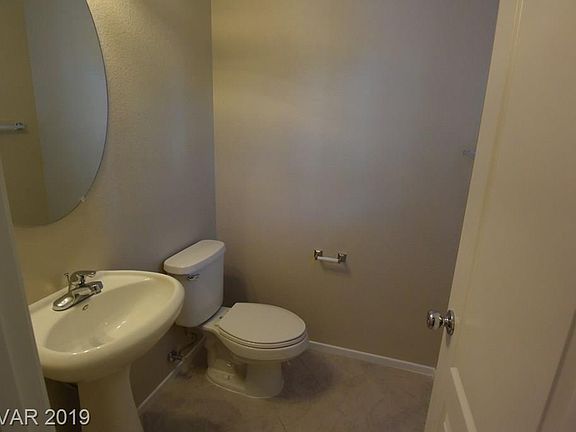 3rd image of 535 Cabis Bay St