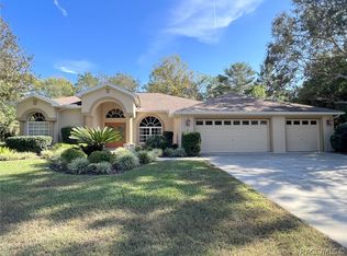 13 Foxglove Ct, Homosassa, FL 34446
