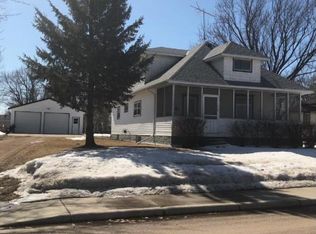 113 2nd Ave S, Lester Prairie, MN 55354