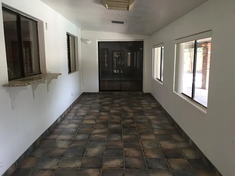 581 W Jasper Dr — Photo 13