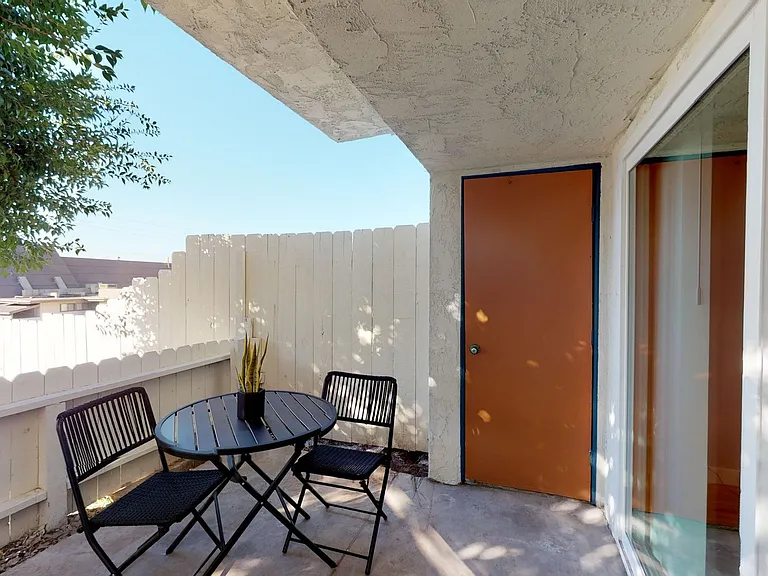 Mocha - 1 and 2 Bedroom Units in Escondido — Photo 9