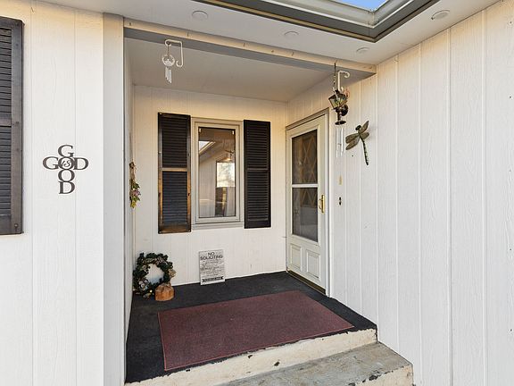 4th image of 214 Saint Marys Dr