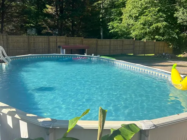 9089 Grassy Creek Rd, Bullock, NC 27507