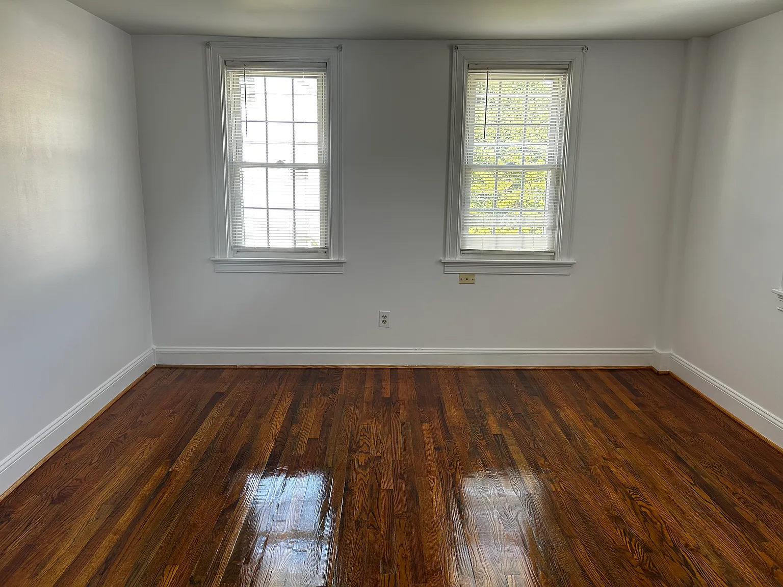 2 bed, 925 sqft, $1,900 — Photo 4