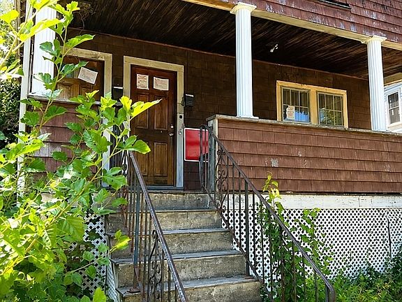 4th image of 84 Orchard St