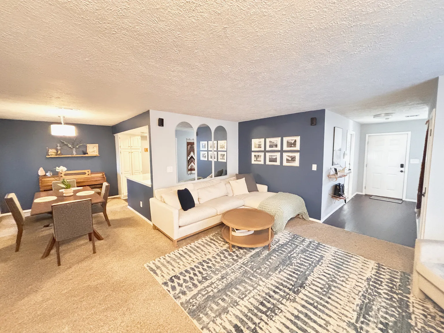 3 bed, 1549 sqft, $2,650 — Photo 3
