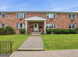 136 N Chestnut St APT B, New Paltz, NY 12561