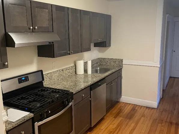 15 Leach St #1, Salem, MA 01970