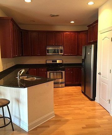 5th image of 4953 Oakton St Unit 502