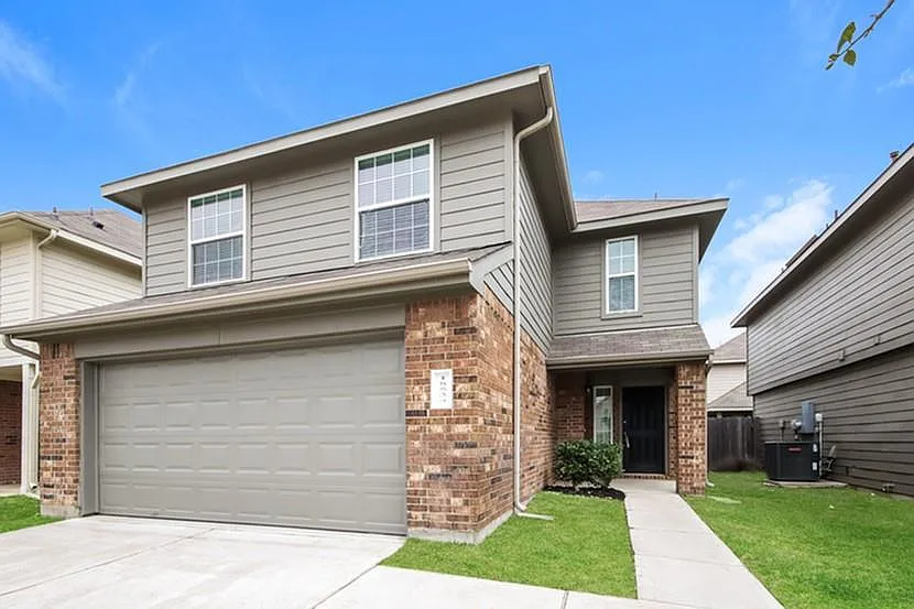 18534 Rock Flats Ravine Dr