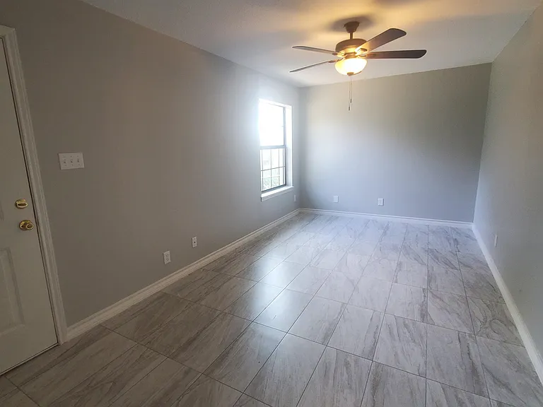 2515 Boston St — Photo 11